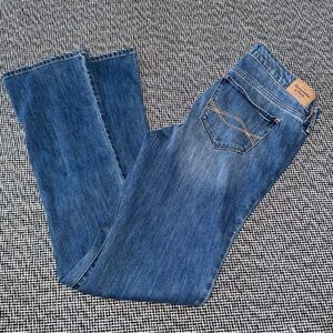 Abercrombie & Fitch Women’s Skinny Boot Jean 10R